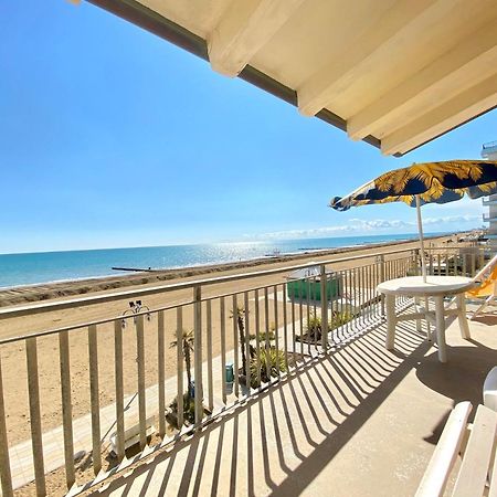 Villa Fronte Mare-Carraro Immobiliare Jesolo - Family Apartments Екстериор снимка